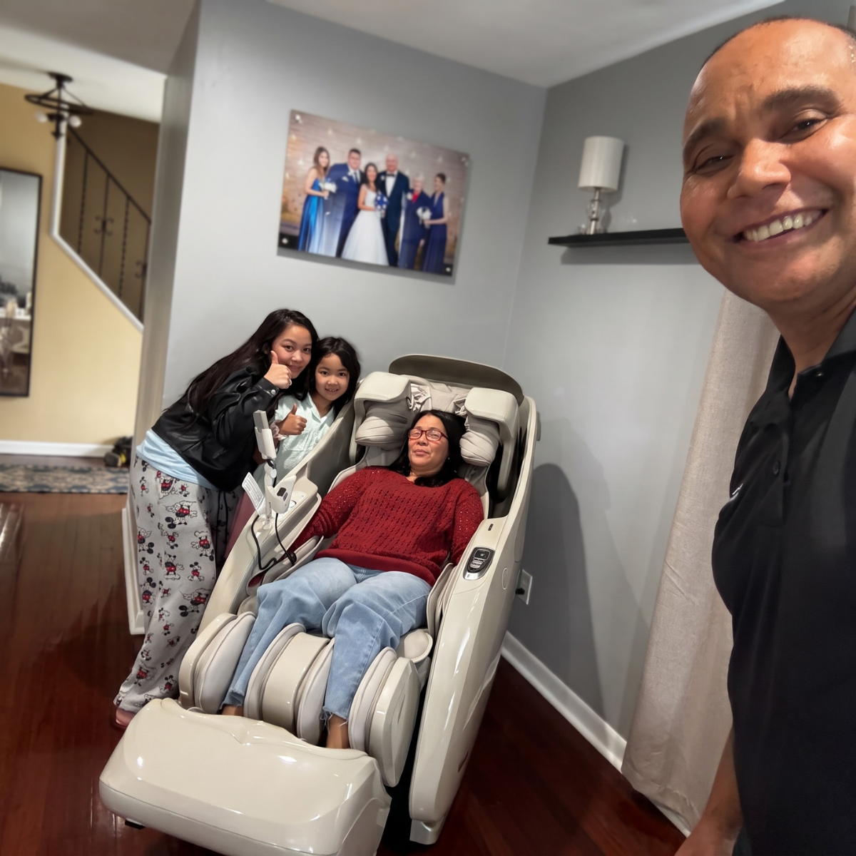 Floridian Brand ONE white-glove massage chair delivery and in-home installation